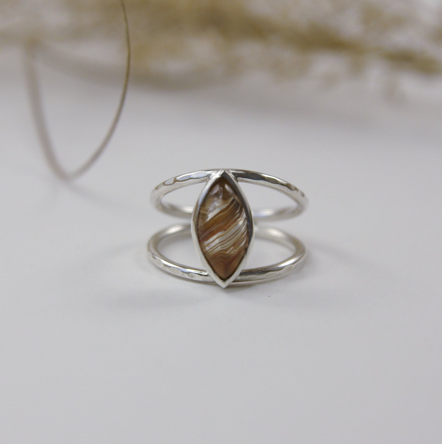 Demeter, bague en argent 925 et quartz rutilé 51FR