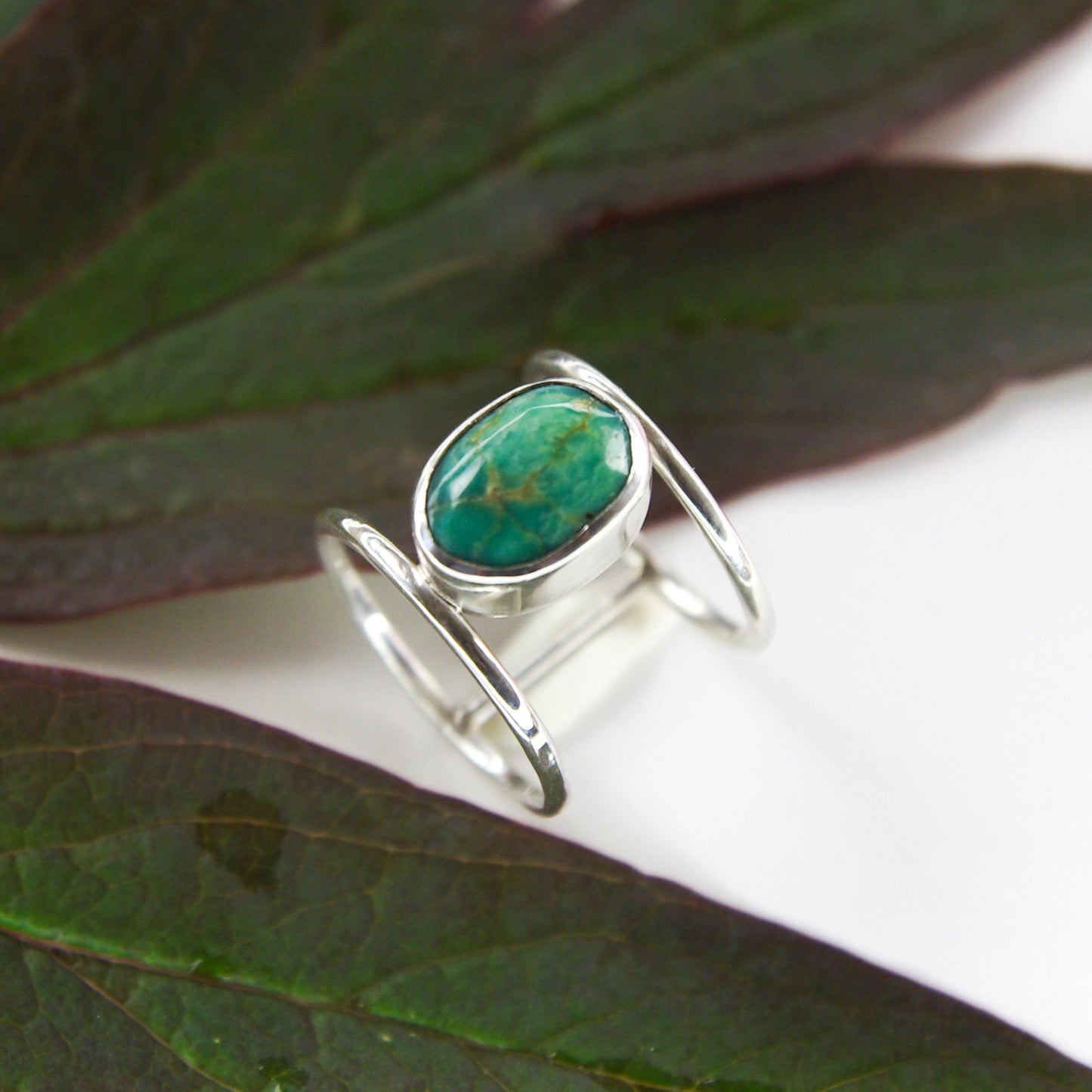Bague en argent double-anneau et turquoise verte, taille 53FR