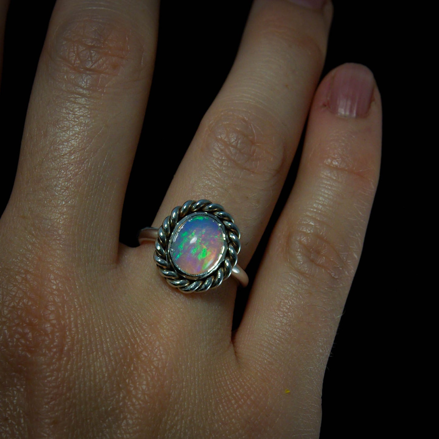 Bague en argent avec Opale et contour torsadé 52FR mini-collection Ô