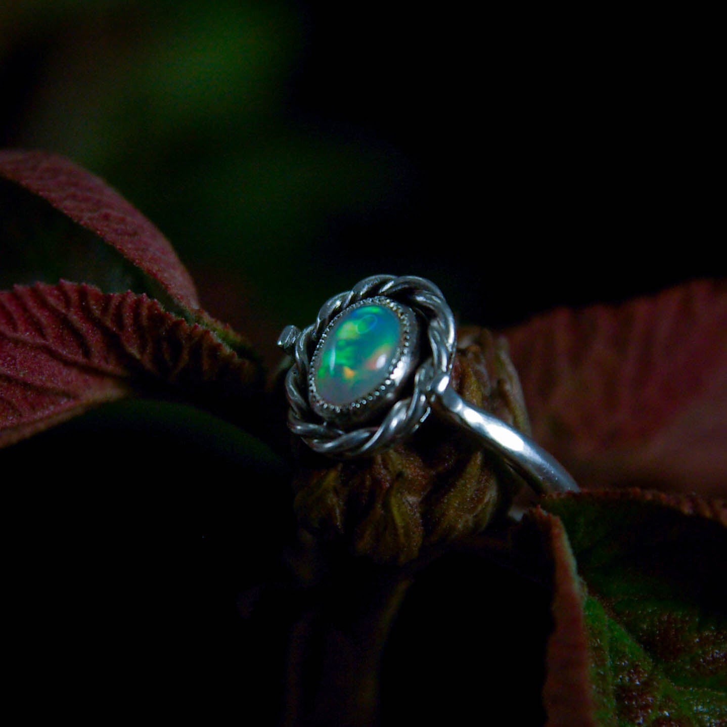 Bague en Argent Opale Torsadée taille 51 FR- Position Verticale