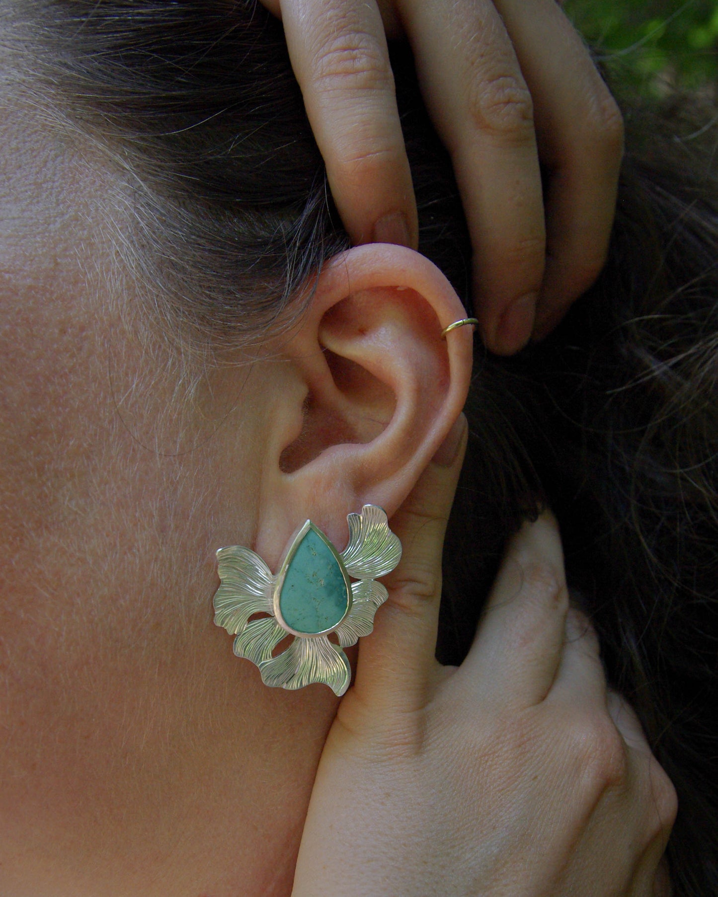 Boucles d’oreilles Fleur Azurae – Argent 925 et turquoise naturelle