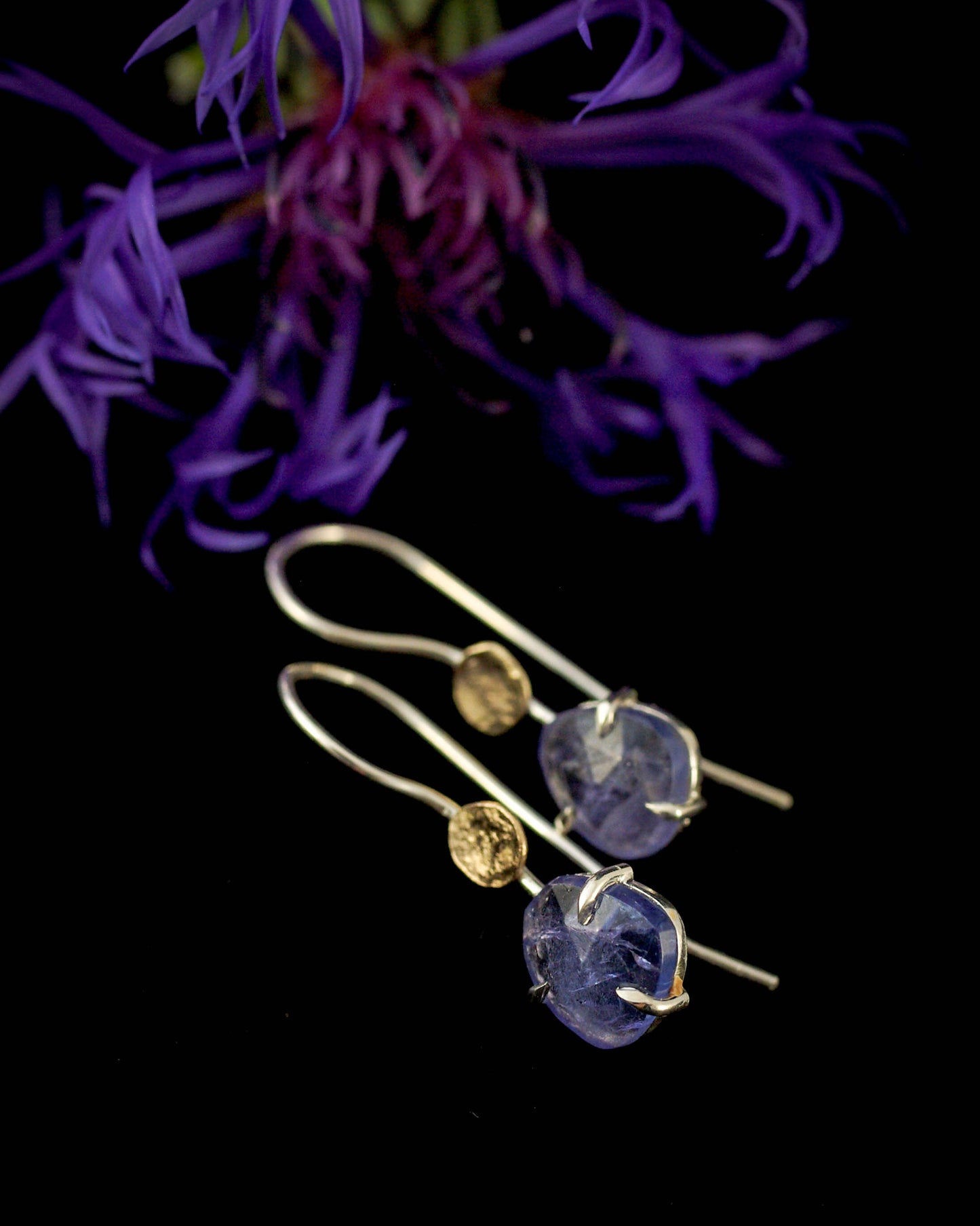 Boucles d’oreilles tanzanites et or 585, mini-collection Violet