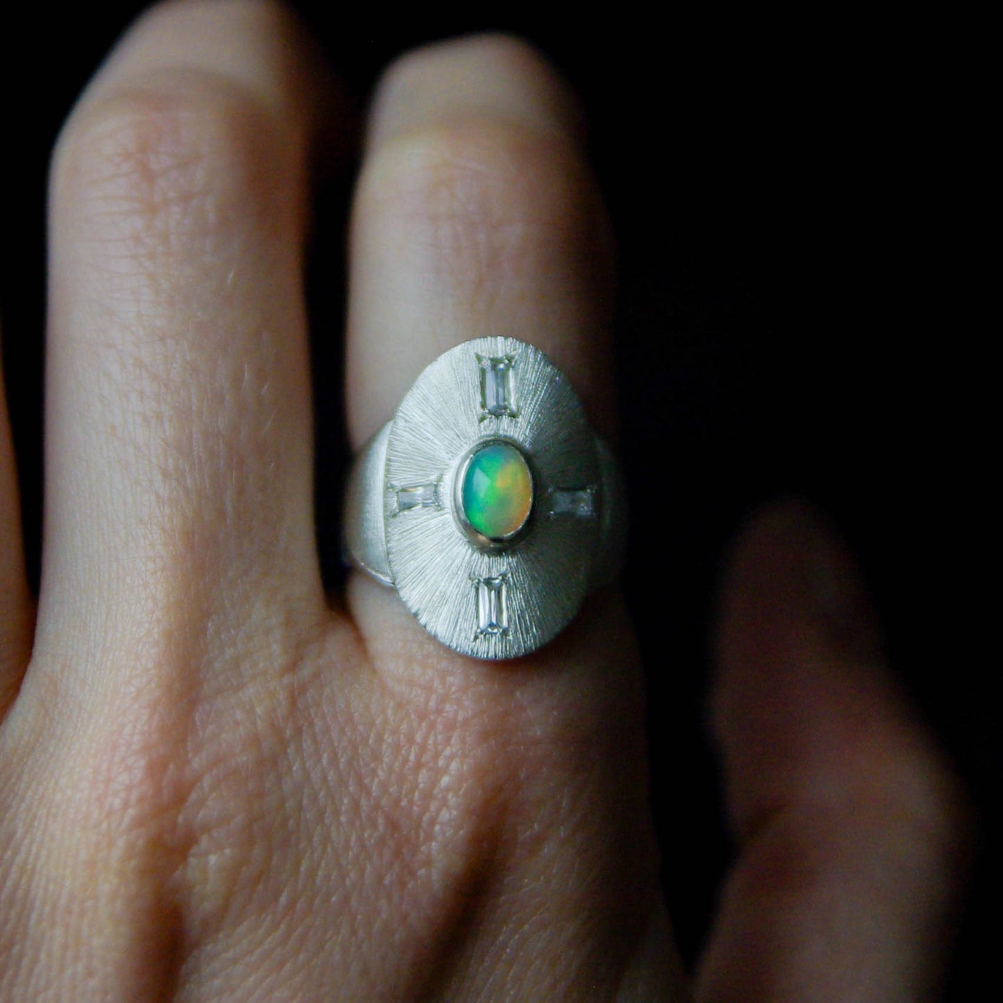 Bague "Cosmos" en argent 925 avec opale et oxydes de zirconium - Taille FR55 1/2
