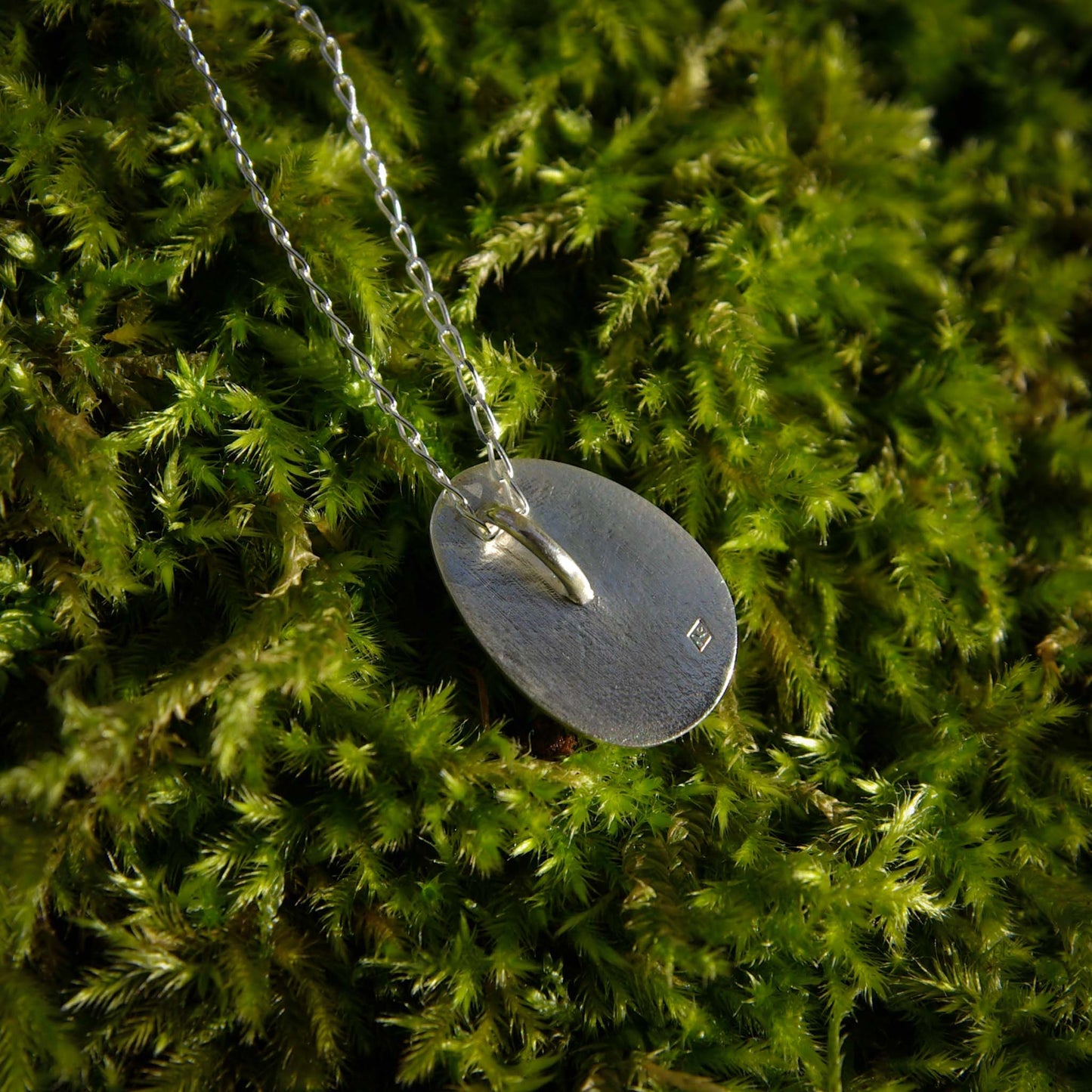 Mini-collection Eden, Pendentif minimaliste en Argent 925 avec Cyanite verte, sur commande