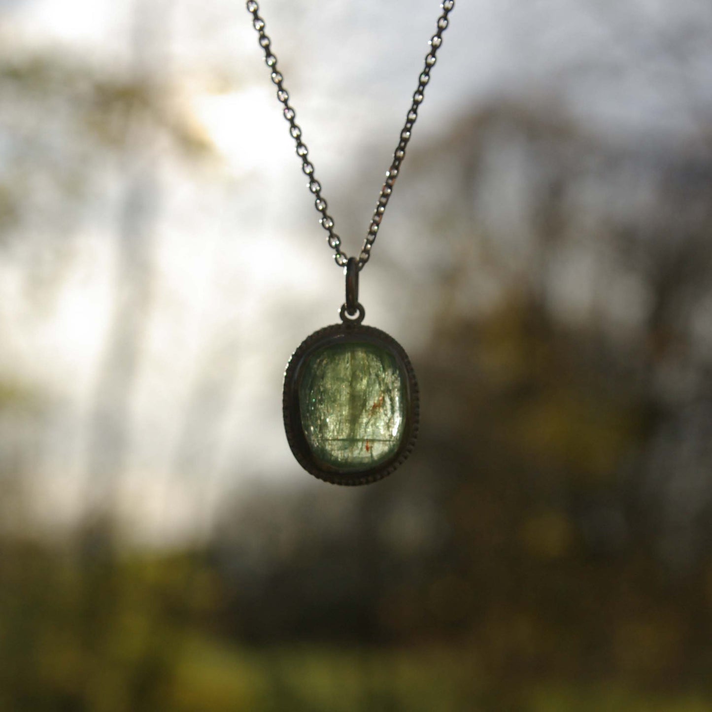 Mini-collection Eden, Pendentif en Argent 925 avec Cyanite verte