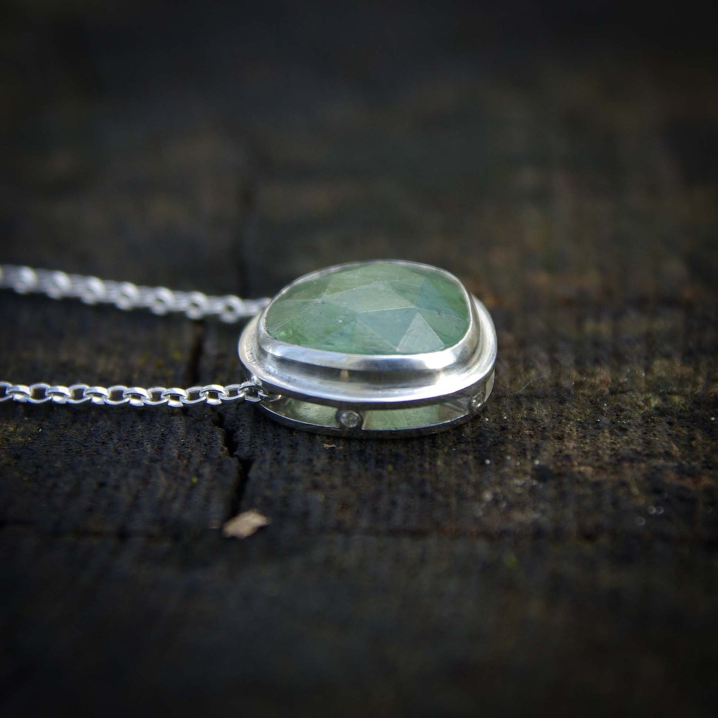 Mini-collection Eden, Pendentif en Argent 925 avec Cyanite verte et oxydes de zirconium