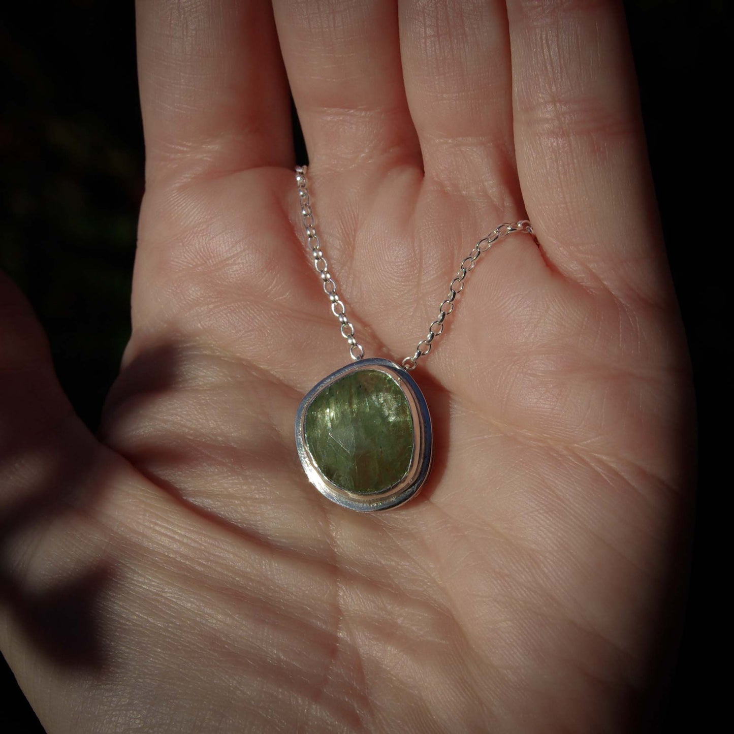Mini-collection Eden, Pendentif en Argent 925 avec Cyanite verte et oxydes de zirconium