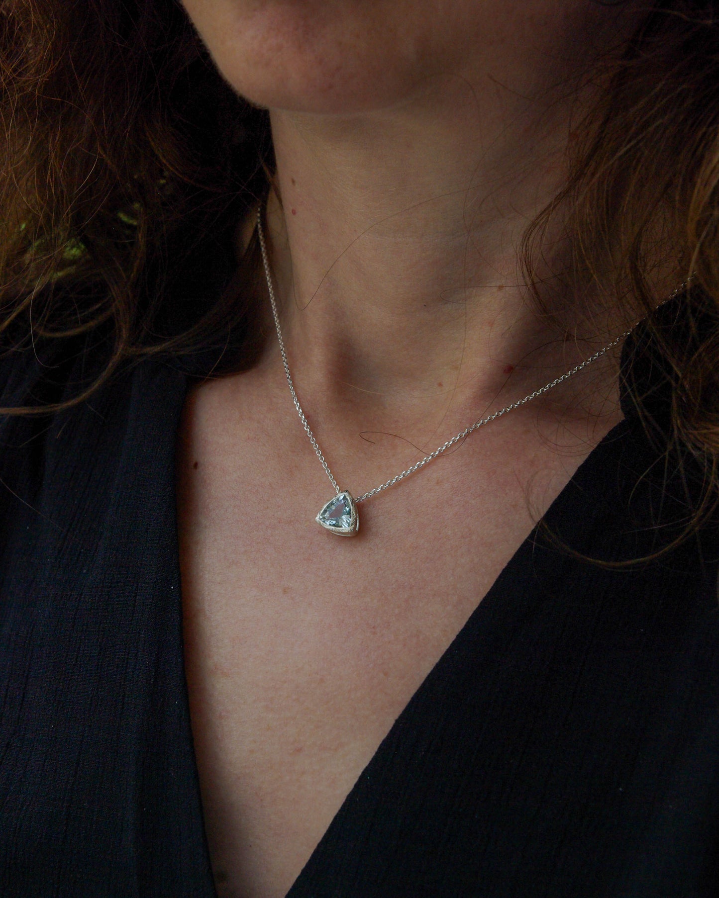 Pendentif Aigue-marine Trillion – Argent Gravé