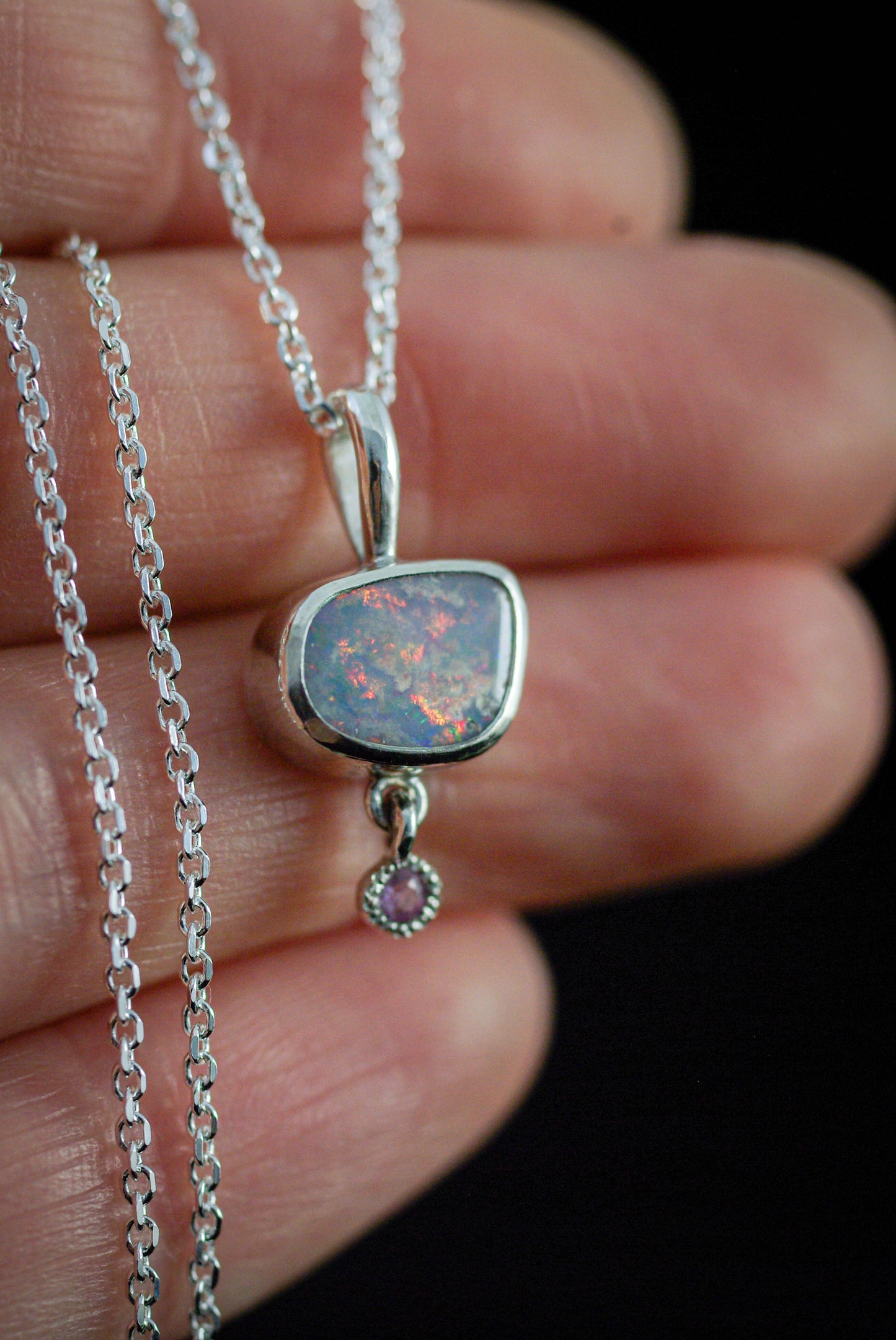 Pendentif avec Opale d'Australie rose en argent 925 – Luminescences