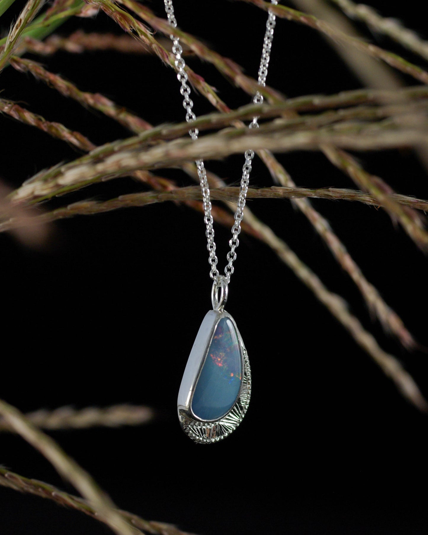 Pendentif Argent 925 Opale Multicolore Gravé – Luminescences