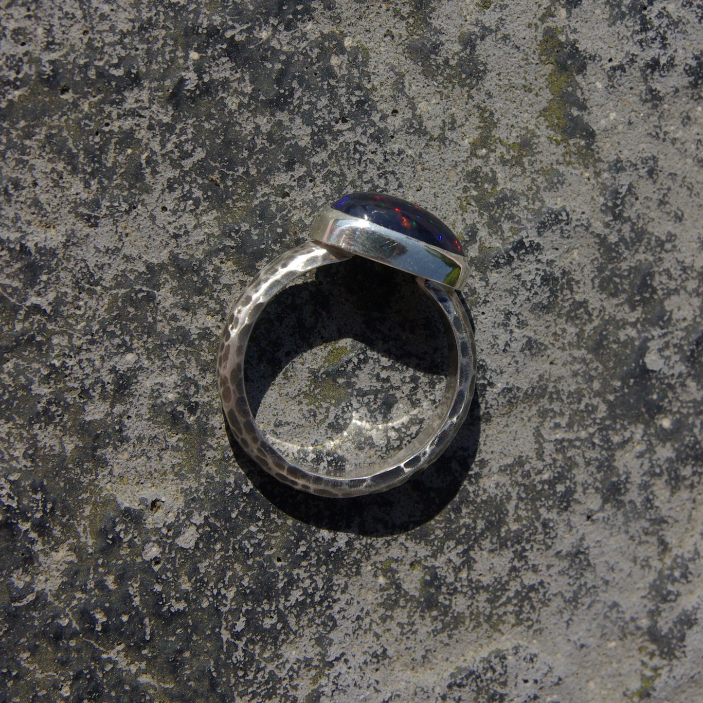 Artemis, bague en argent et opale fumée taille 53 1/2 FR