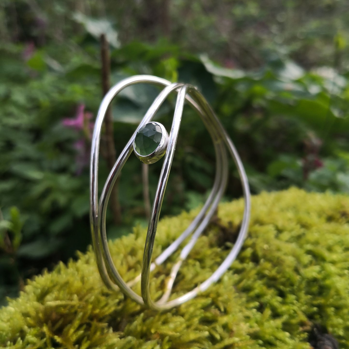 Moires, bracelet en argent 3 anneaux et quartz rutilé