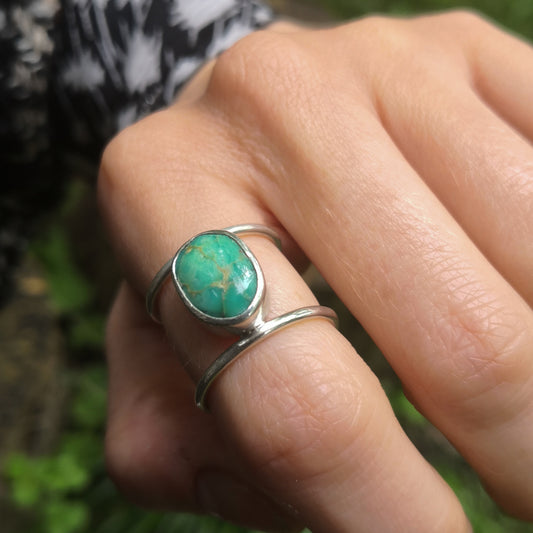 Bague en argent double-anneau et turquoise verte, taille 53FR