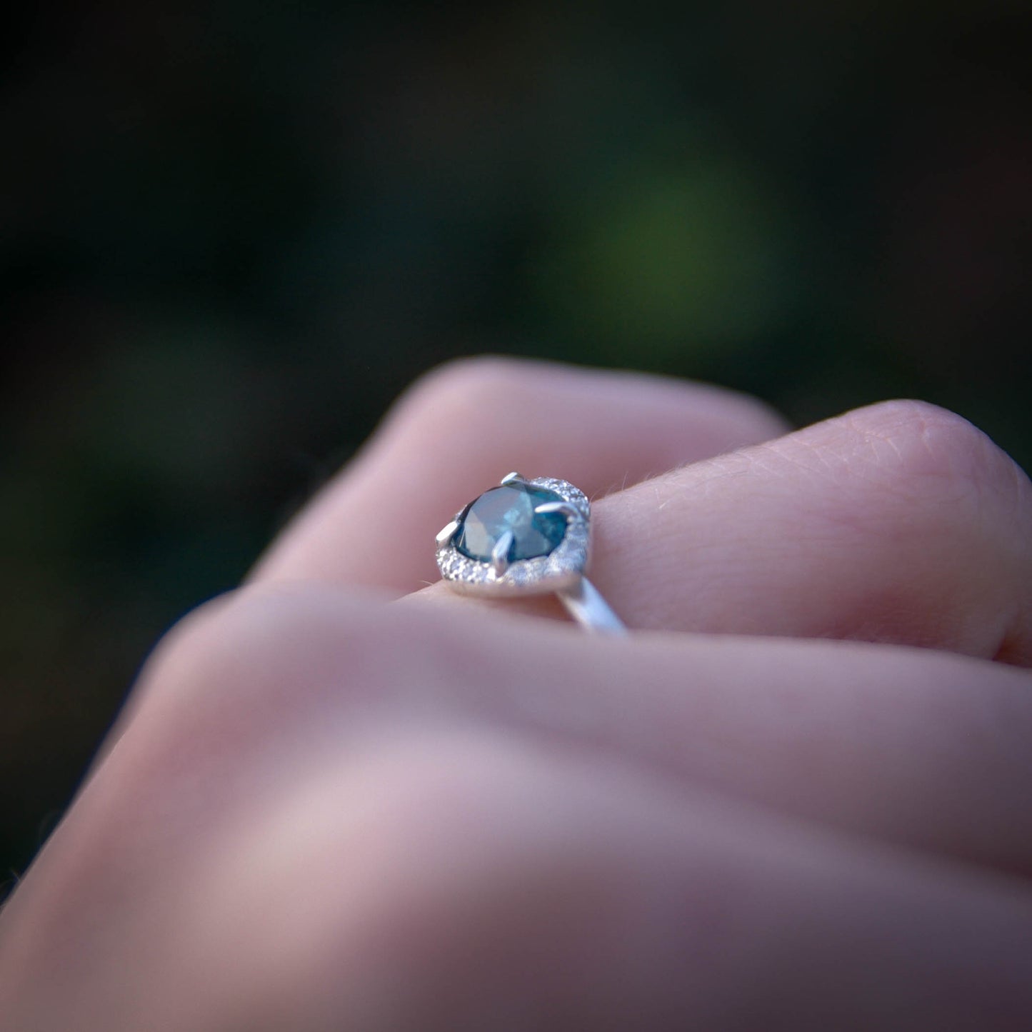 Collection Astra Nox, bague en argent taille 50FR, avec cyanite bleue