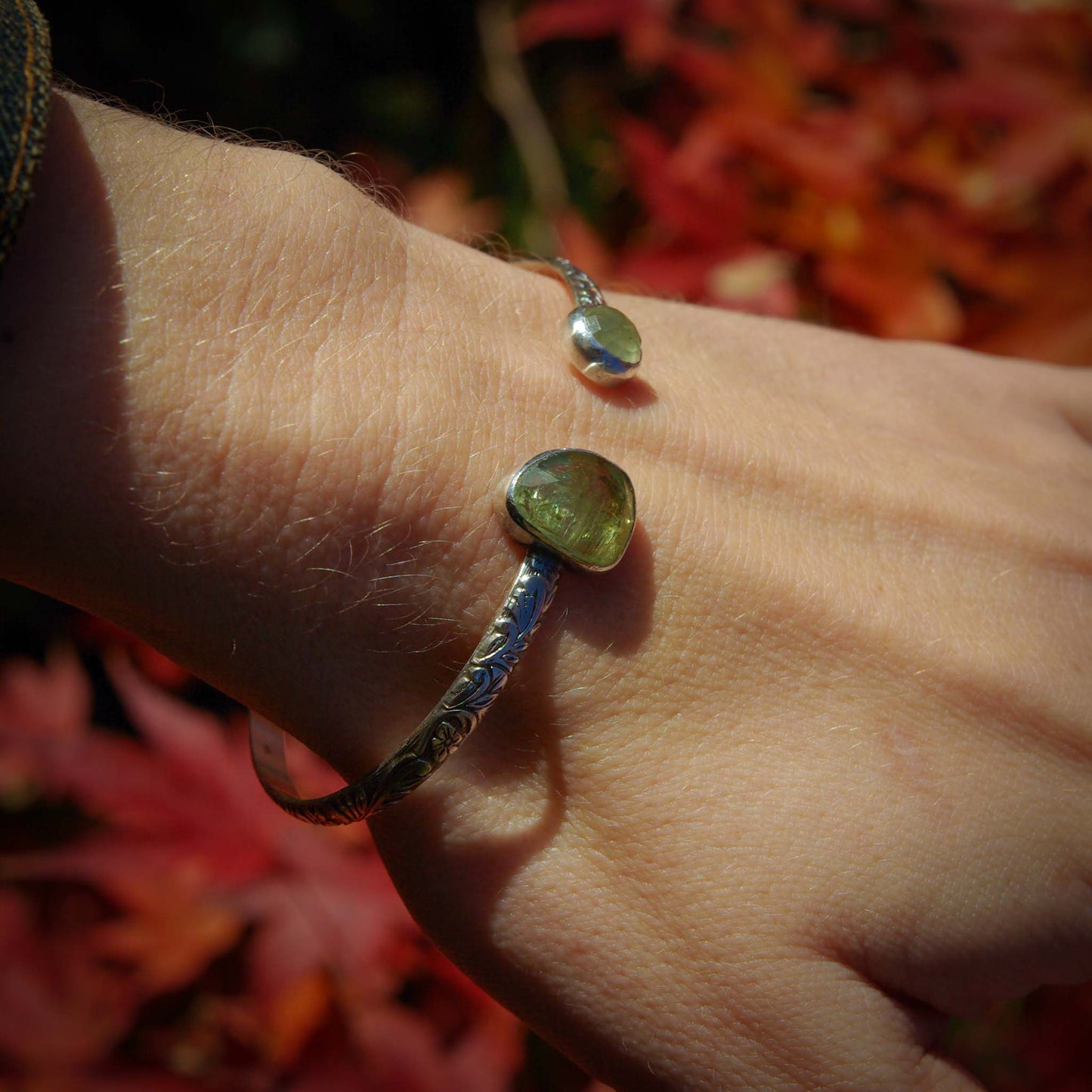 Collection Eden, Bracelet ajustable en argent 925 et cyanite verte et phrénite