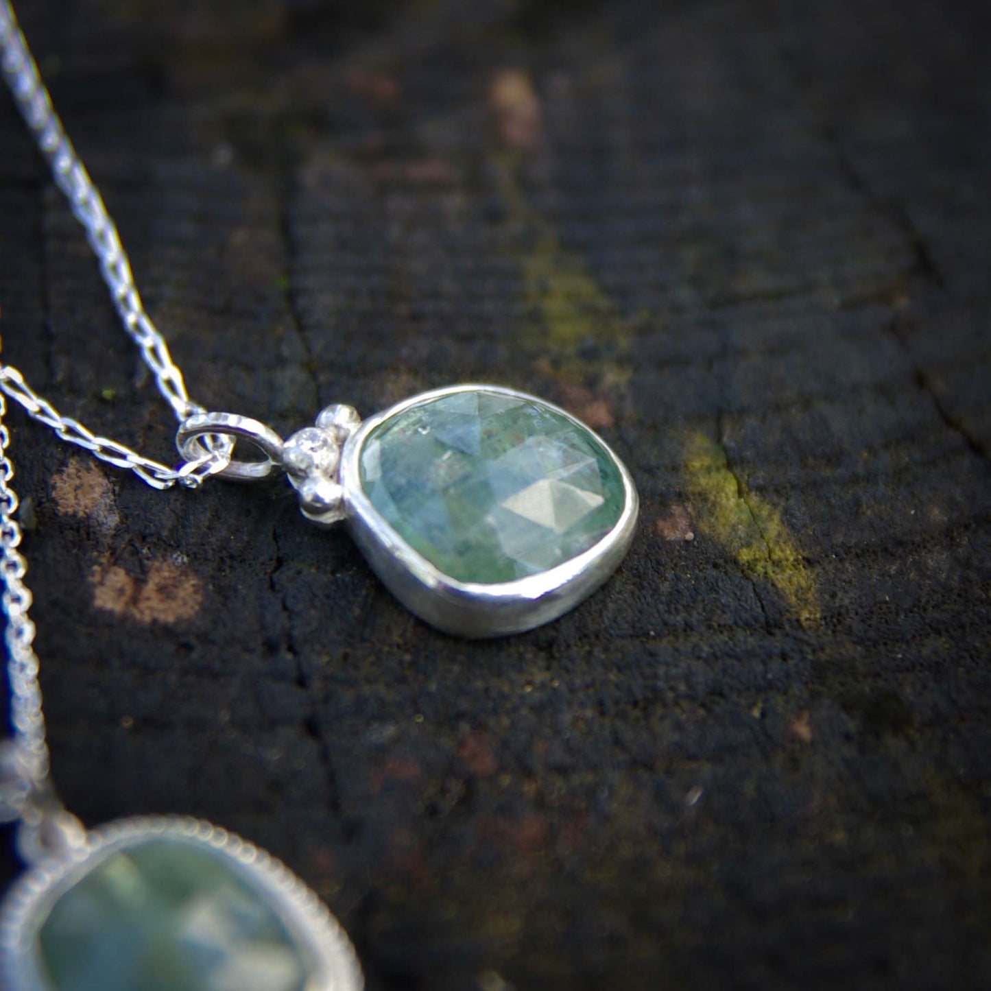 Mini-collection Eden, Pendentif en Argent 925 avec Cyanite verte
