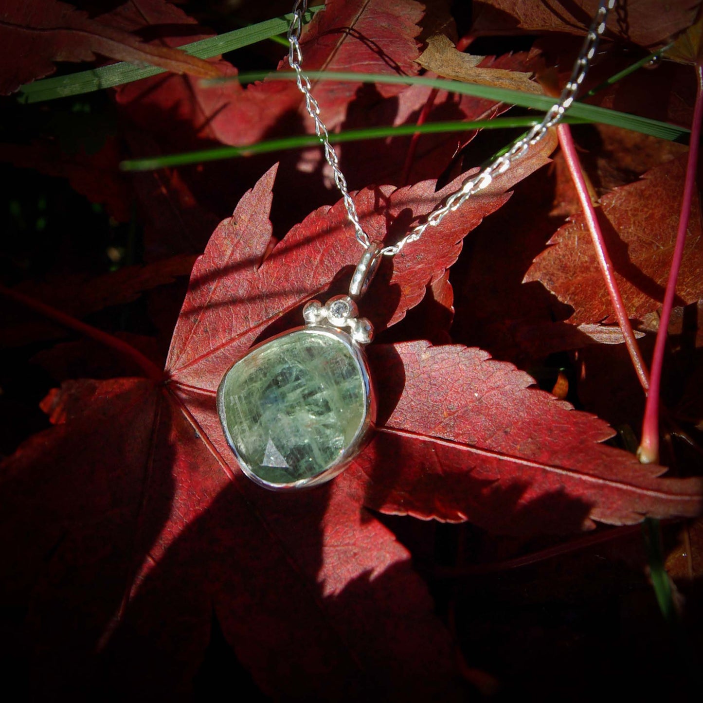 Mini-collection Eden, Pendentif en Argent 925 avec Cyanite verte