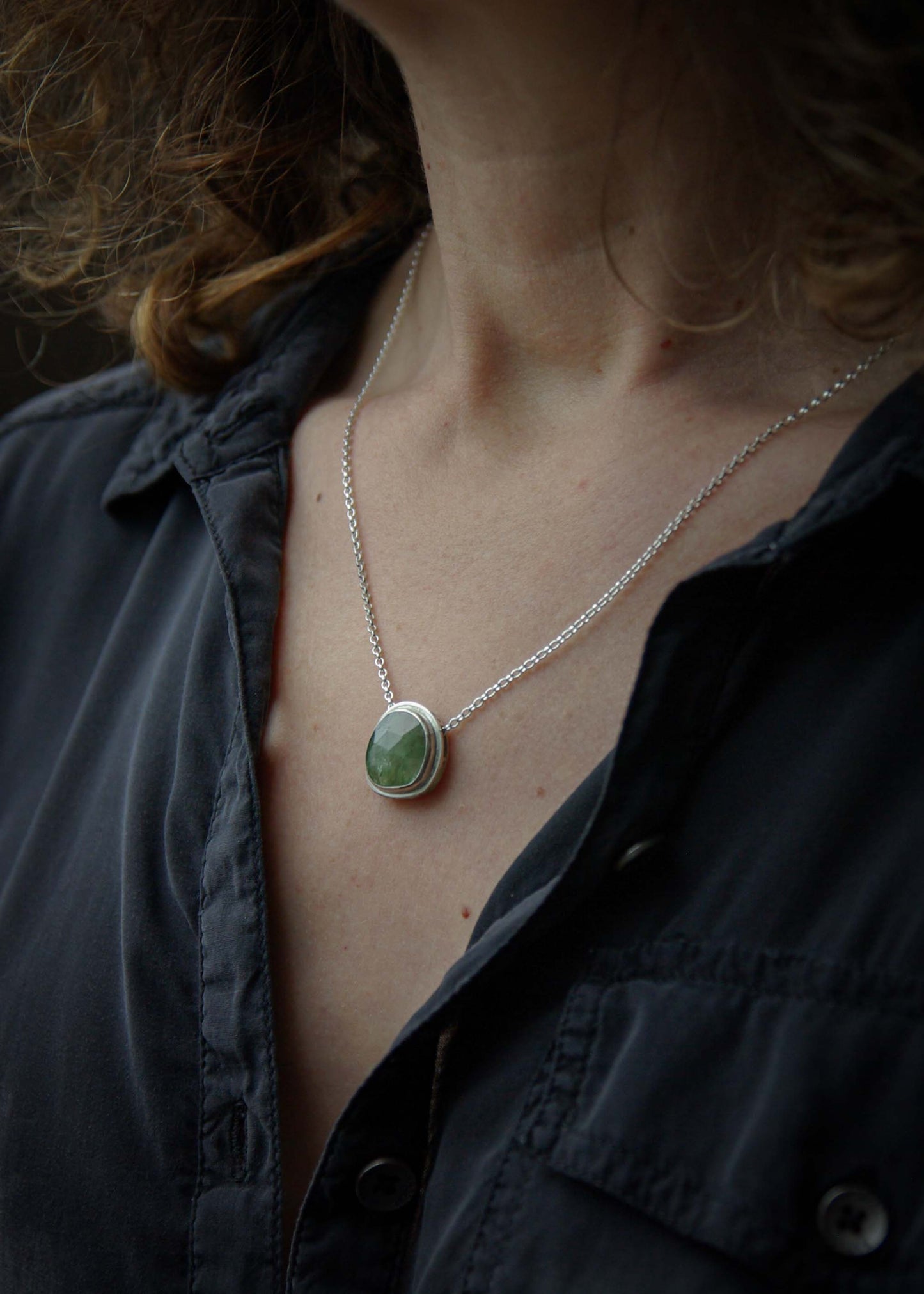 Mini-collection Eden, Pendentif en Argent 925 avec Cyanite verte et oxydes de zirconium