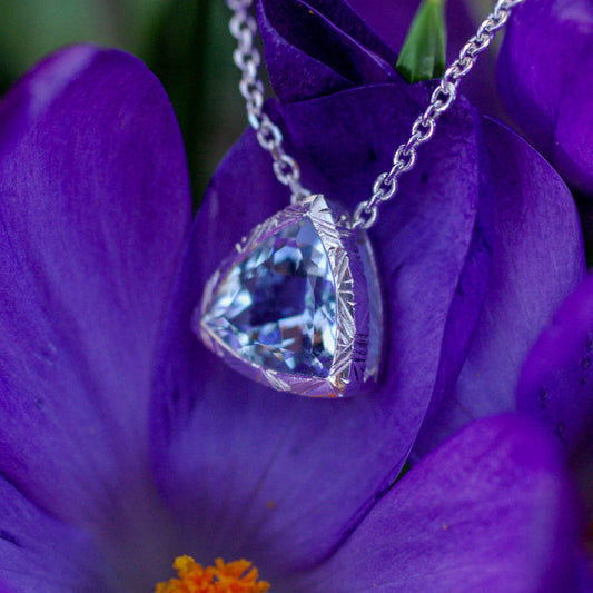 Pendentif Aigue-marine Trillion – Argent Gravé