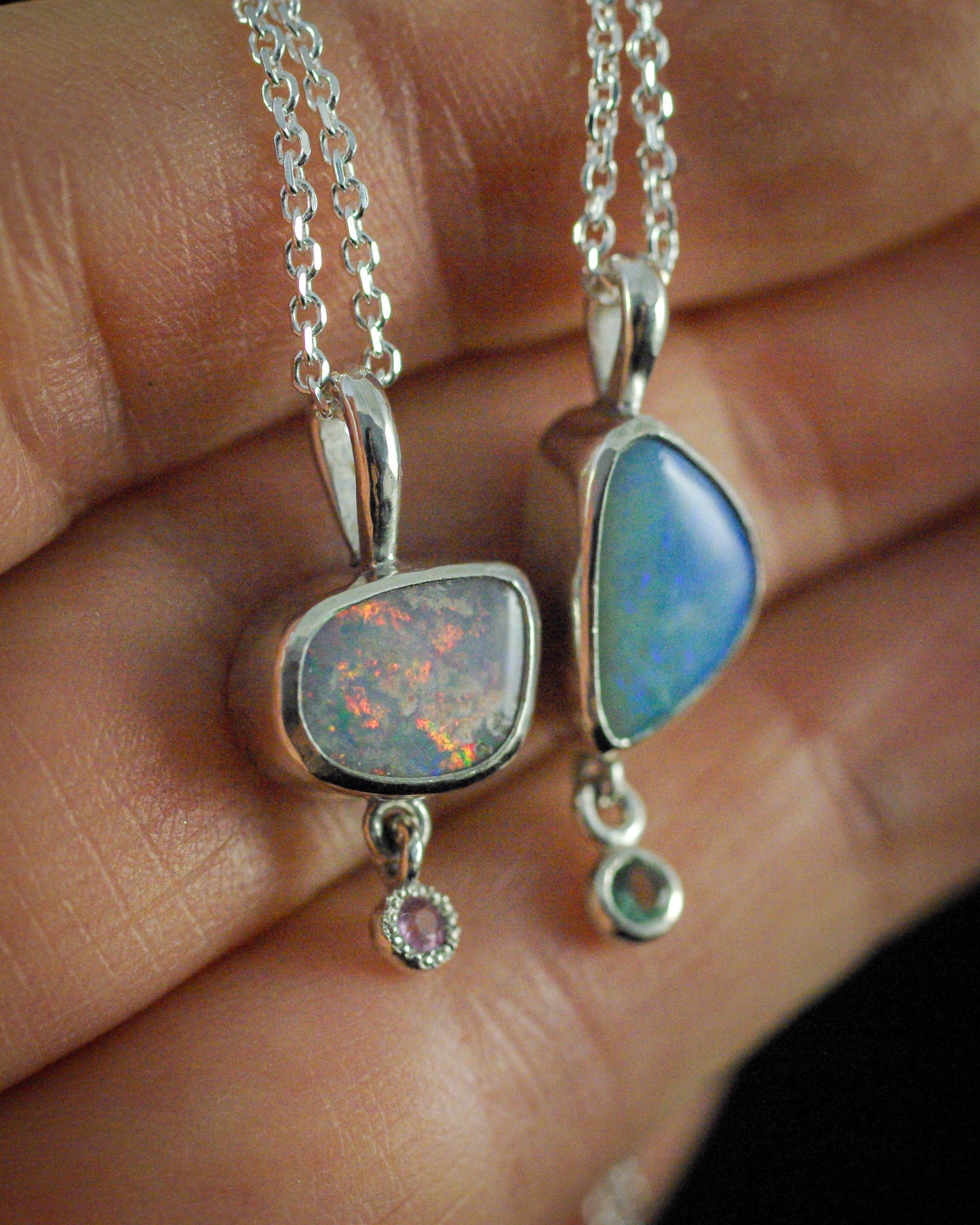 Pendentif avec Opale d'Australie bleue en argent 925 – Luminescences