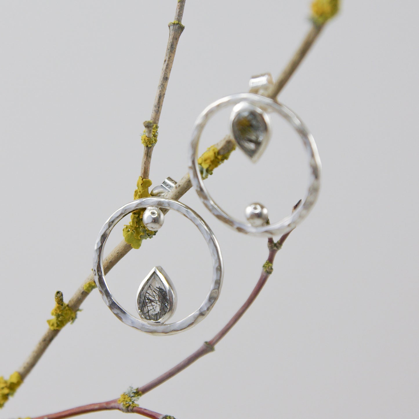 Boucles d'oreilles en argent et quartz rutile noir, sur commande